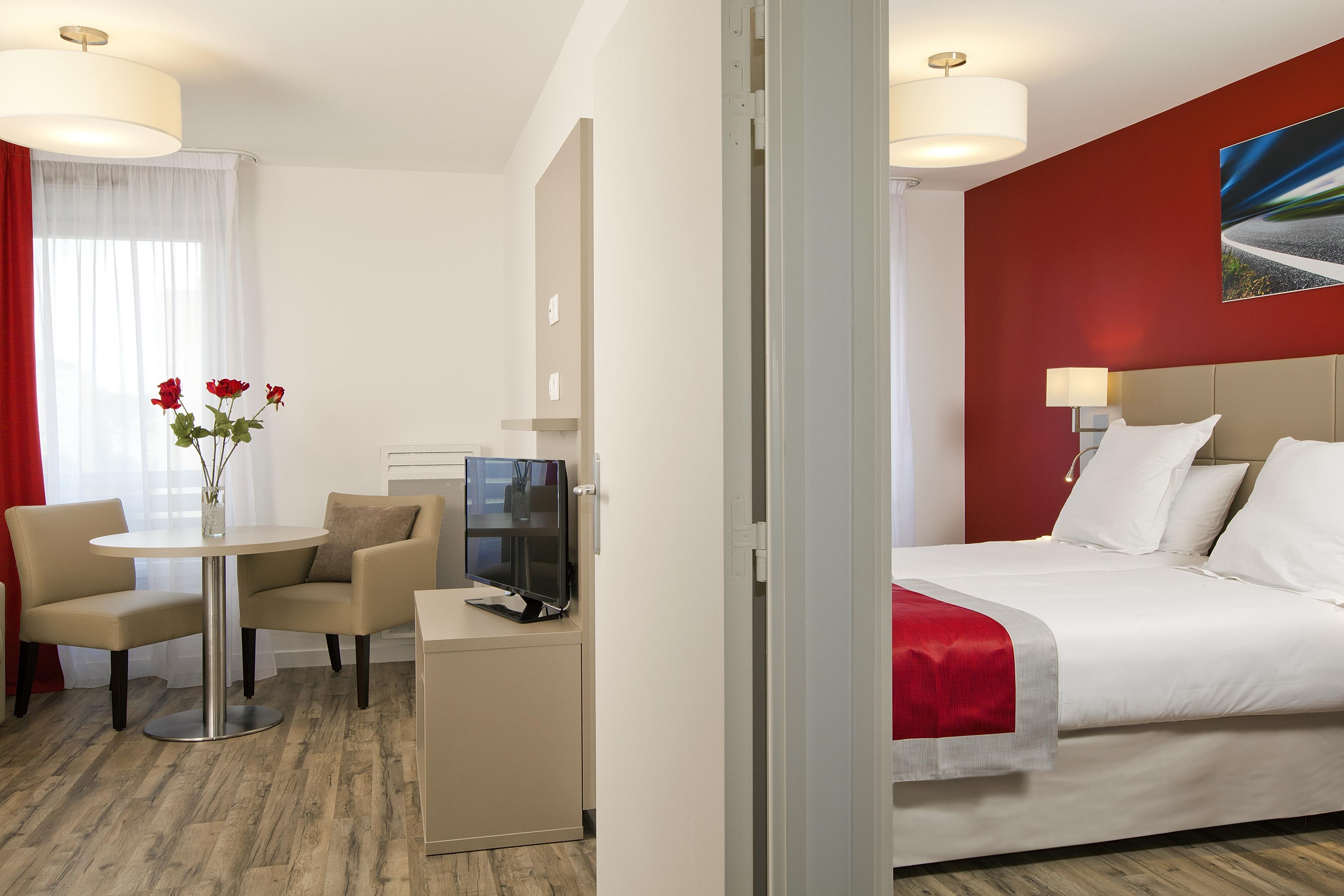 Sejours & Affaires Paris Bagneux Apartment Bagneux  Bagian luar foto