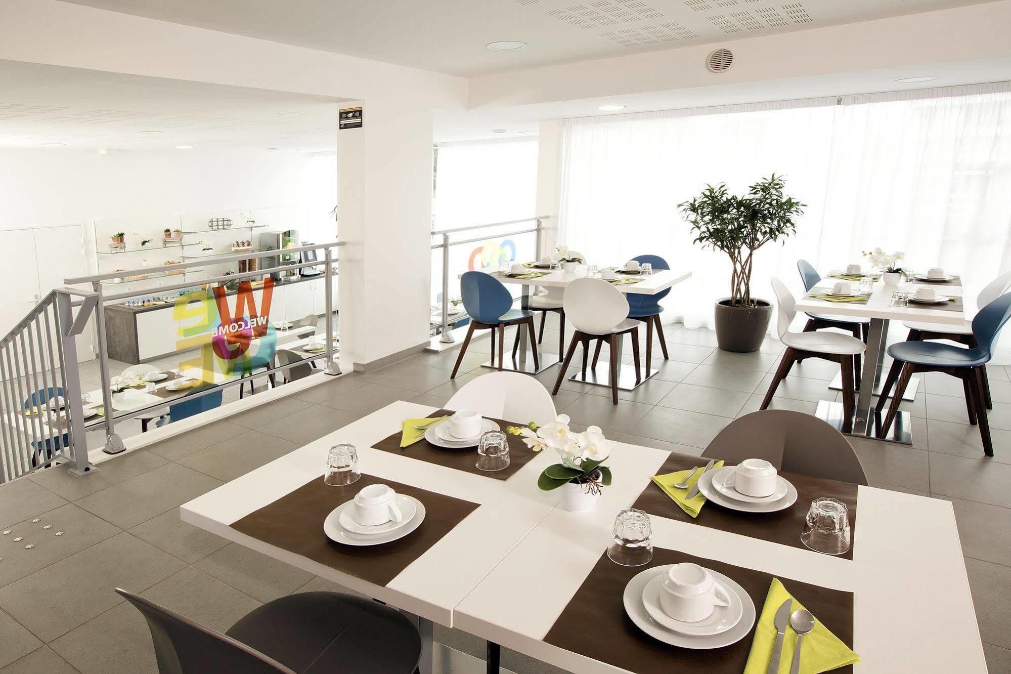 Sejours & Affaires Paris Bagneux Apartment Bagneux  Bagian luar foto